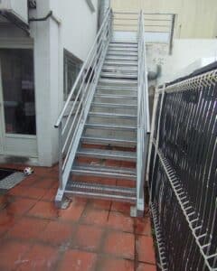 escalier galvanisé